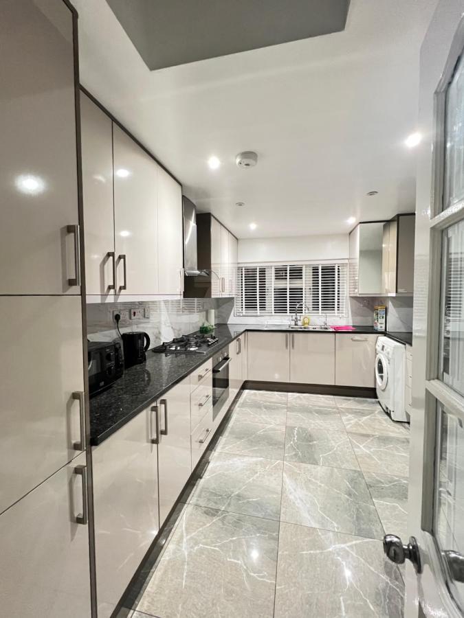 Stayeasy En-Suite Londres Exterior foto