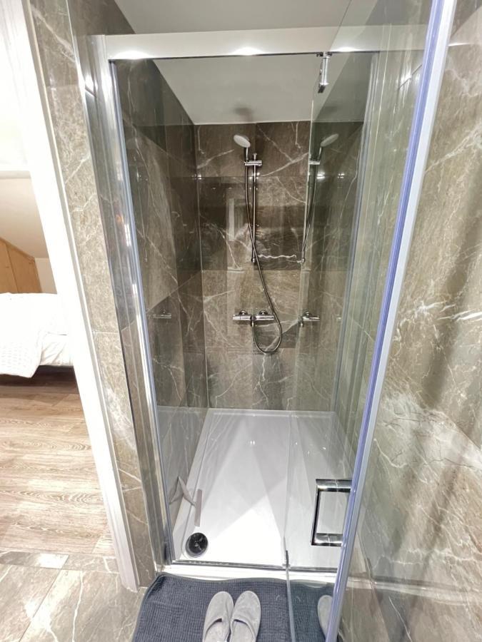 Stayeasy En-Suite Londres Exterior foto